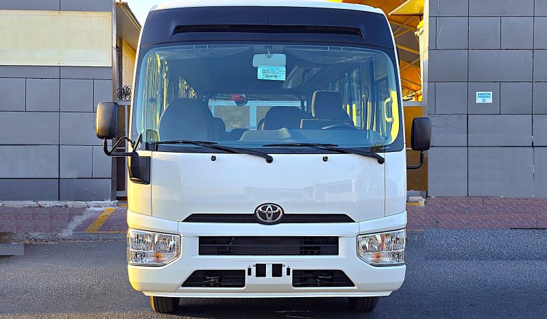 
								TOYOTA COASTER PETROL 2.7 MT – AUTO DOOR – 23 SEATER – 2 POINT BELT – 2025 MODEL – WHITE  full									