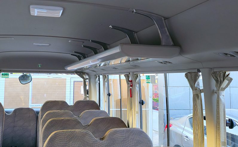 TOYOTA COASTER PETROL 2.7 MT – AUTO DOOR – 23 SEATER – 2 POINT BELT – 2025 MODEL – WHITE 