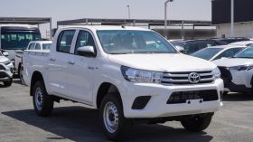 TOYOTA HILUX DC DIESEL 2.4 – MT – STD – E – 2025 – WHITE INSIDE RED