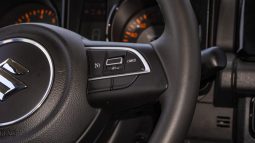 
										SUZUKI JIMNY PETROL 1.5L – GLX – GCC – 2025 – SILVER INSIDE BLACK full									