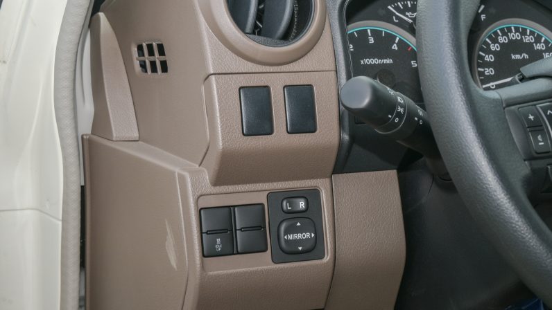 TOYOTA LC76 4.5 – DIESEL – MT – 4.5 – WHITE INSIDE BEIGE – 2024