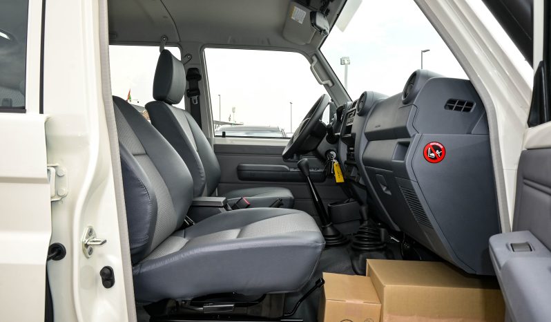 
								TOYOTA LC79 4.2 DC – MT – DIESEL –  STANDARD full									