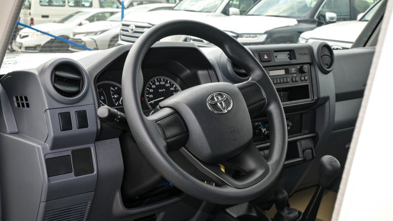 TOYOTA LC79 4.2 DC – MT – DIESEL –  STANDARD