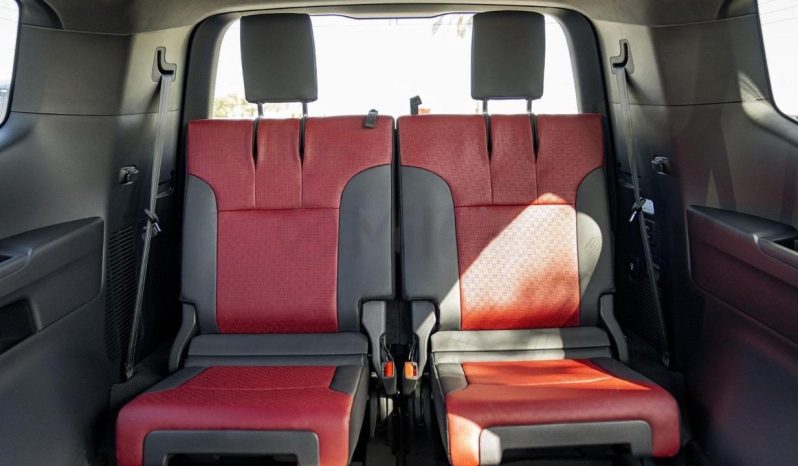 
								Toyota Land Cruiser LC300 3.5L VXR Twin-Turbo Petrol – Black- 2025 full									