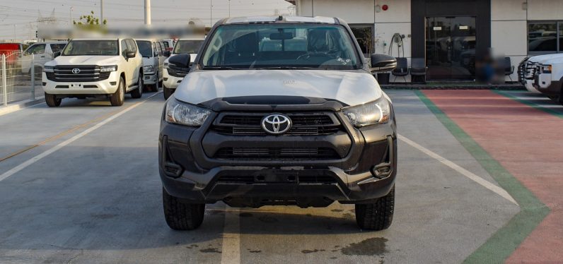 TOYOTA HILUX DIESEL 2.4 – COMFORT WIDE CABIN – BLACK