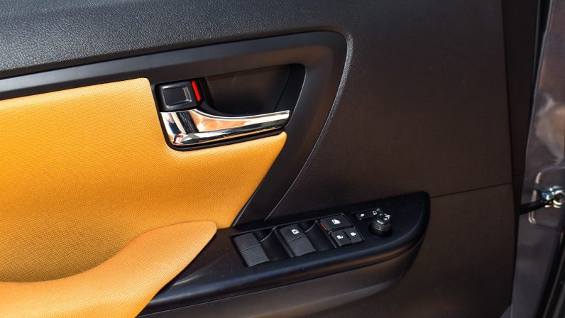 TOYOTA FORTUNER PETROL 2.7 EXR – GREY