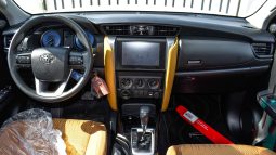 
										TOYOTA FORTUNER PETROL 2.7 EXR – GREY full									