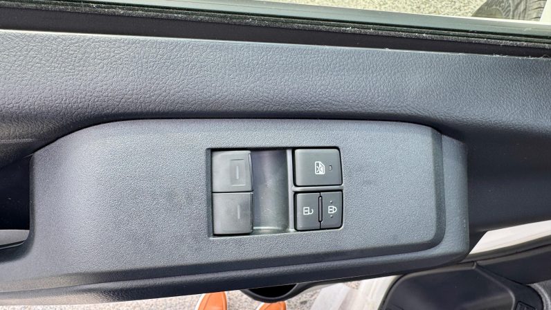 TOYOTA HIACE HIGHROOF PETROL AUTO 3.5 – AL FUTAIM – 2025 MODEL -WHITE