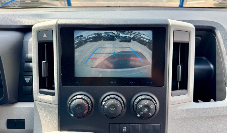 
								TOYOTA HIACE HIGHROOF PETROL AUTO 3.5 – AL FUTAIM – 2025 MODEL -WHITE full									