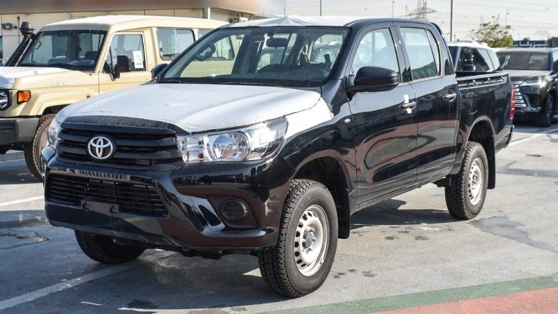 TOYOTA HILUX DIESEL 2.4 – BASIC OPTION – BLACK