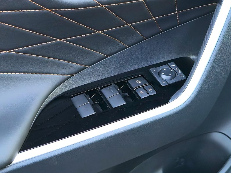 TOYOTA RAV4 PETROL 2.0L – FULL OPTIONS – 4X2 – 2025 MODEL – BLACK INSIDE BLACK 