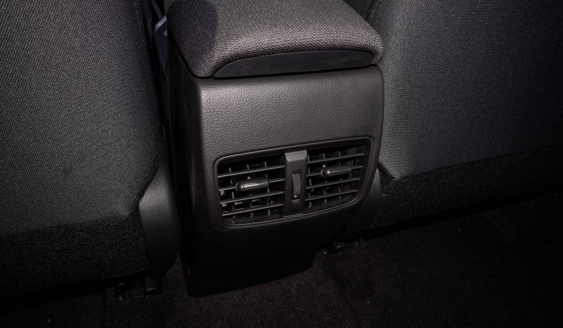 
								TOYOTA COROLLA CROSS HYBRID ELITE – 2.0 – 2025 MODEL – WHITE INSIDE BLACK full									