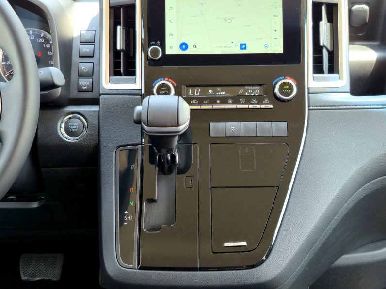 Granvia Premium – 3.5L – Petrol with Radar – 2025