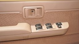 
										TOYOTA LC79 PETROL DOUBLE CABIN 4.0 – MID OPTIONS – AT – 2025 – BEIGE – OMANI full									