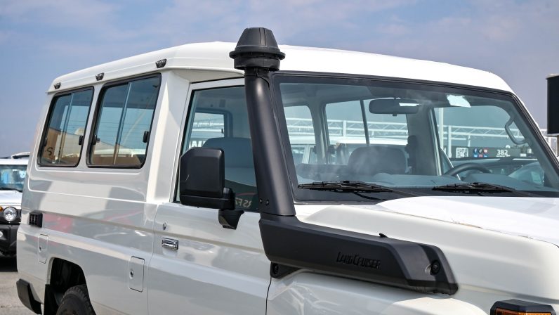 TOYOTA LC78 – 4.2L Diesel – Standard Trim – MT