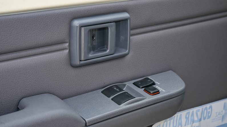 TOYOTA LC78 – 4.2L Diesel – Standard Trim – MT