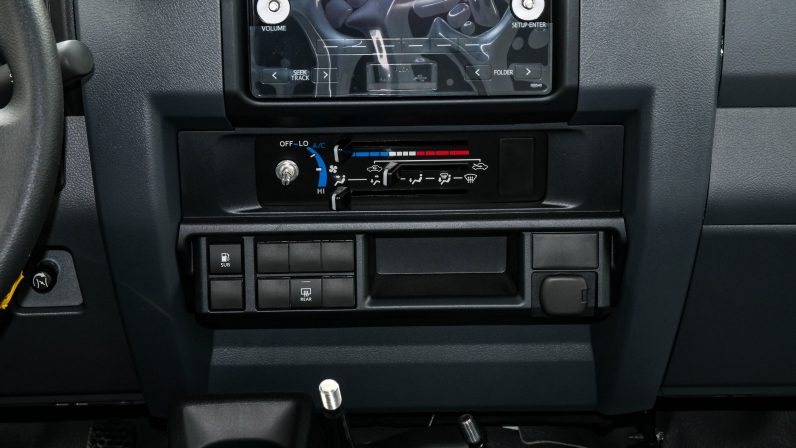 TOYOTA LC78 – 4.2L Diesel – Standard Trim – MT