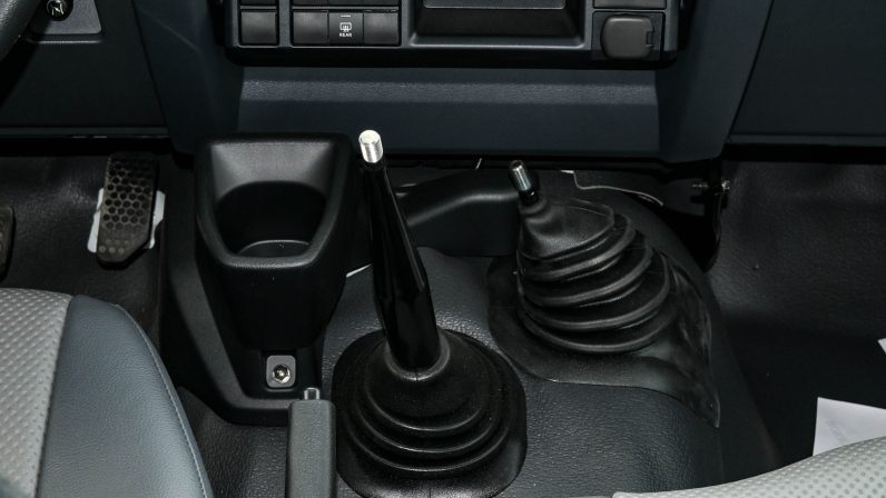 TOYOTA LC78 – 4.2L Diesel – Standard Trim – MT