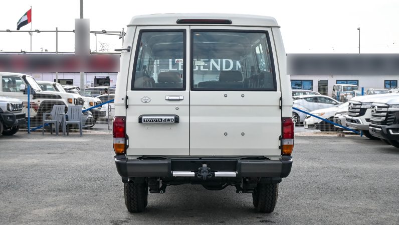 TOYOTA LC78 – 4.2L Diesel – Standard Trim – MT