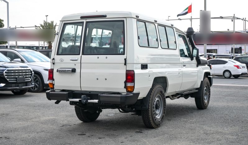 
								TOYOTA LC78 – 4.2L Diesel – Standard Trim – MT full									