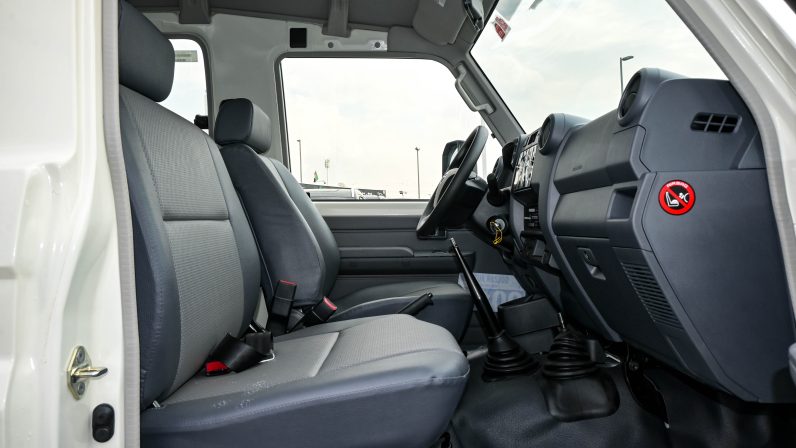 TOYOTA LC78 – 4.2L Diesel – Standard Trim – MT