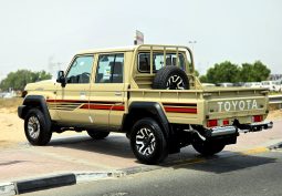
										TOYOTA LC79 PETROL DOUBLE CABIN 4.0 – FULL OPTIONS – AT – 2025 – BEIGE – OMANI full									
