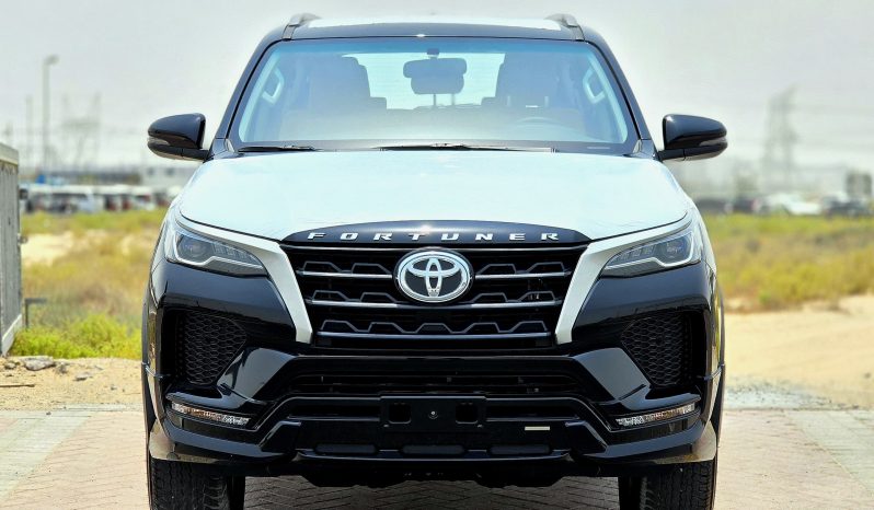 
								TOYOTA FORTUNER 2.7 – G A/T – DIGITAL A.C – BLACK INSIDE TAN – 2025 MODEL – OMANI full									
