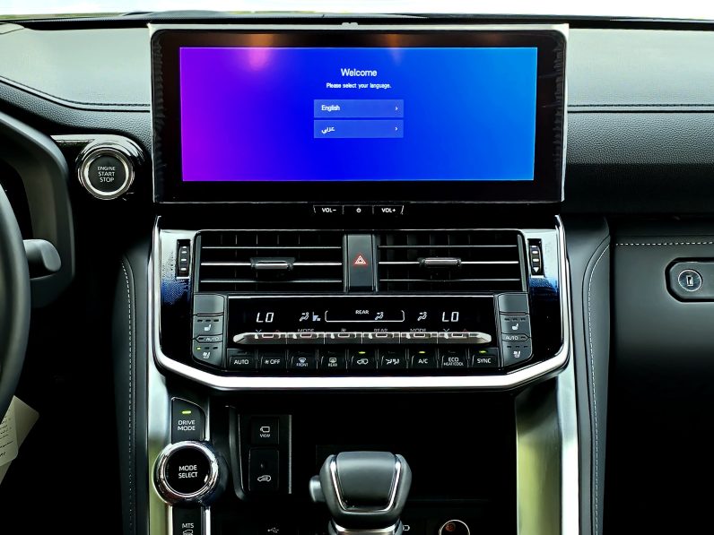 TOYOTA LC300 PETROL 3.5L VXR – Z – RADAR – FULLY LOADED – 2025 MODEL – BLACK INSIDE BLACK/RED – OMANI