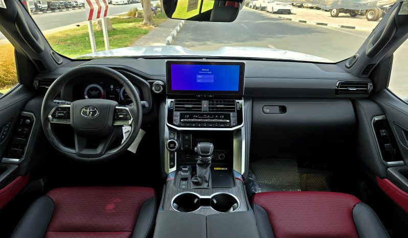 
								TOYOTA LC300 PETROL 3.5L VXR – Z – RADAR – FULLY LOADED – 2025 MODEL – BLACK INSIDE BLACK/RED – OMANI full									