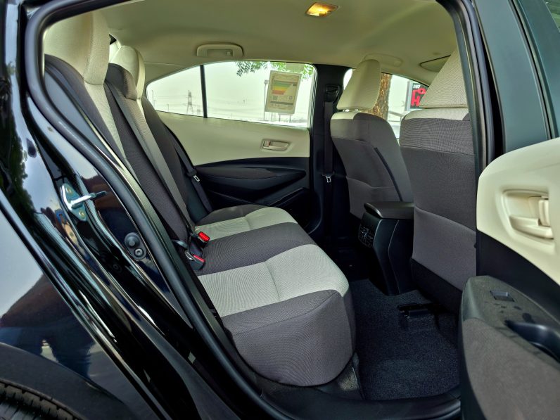 TOYOTA COROLLA 1.6L XLI – BASIC – 2025 MODEL – BLACK INSIDE BEIGE – OMANI