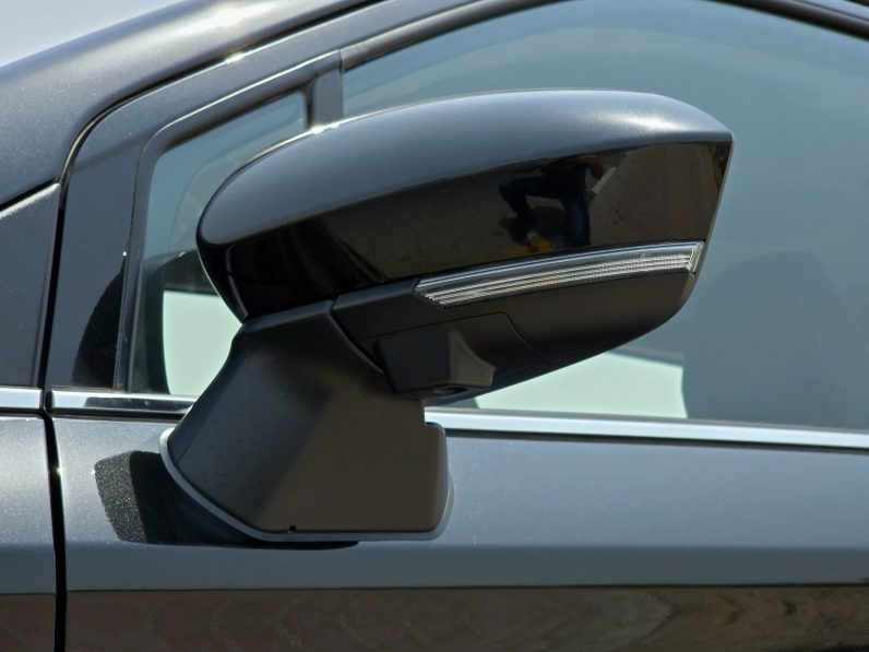 TOYOTA VELOZ 1.5L – FULL OPTIONS – 2025 MODEL – BLACK INSIDE BLACK – OMANI