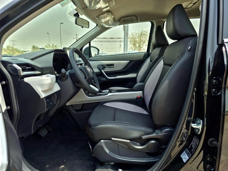 TOYOTA VELOZ 1.5L – FULL OPTIONS – 2025 MODEL – BLACK INSIDE BLACK – OMANI