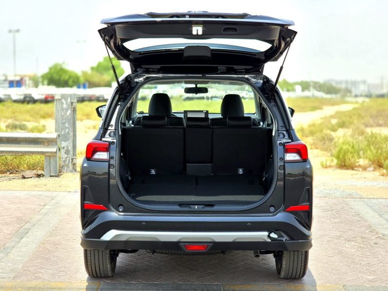 TOYOTA VELOZ 1.5L – FULL OPTIONS – 2025 MODEL – BLACK INSIDE BLACK – OMANI