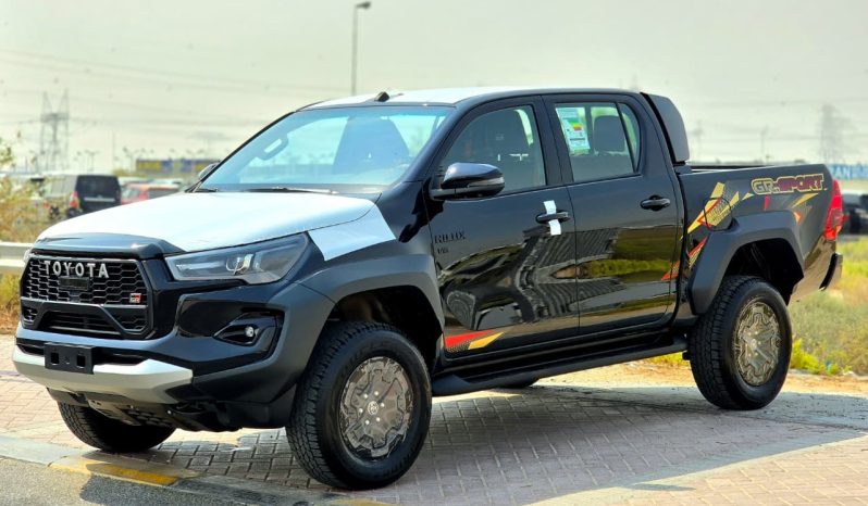 
								TOYOTA HILUX GR -S PETROL 4.0 – DIGITAL MIRROR – FULL OPTIONS – 2025 MODEL – BLACK INSIDE BLACK – OMANI full									