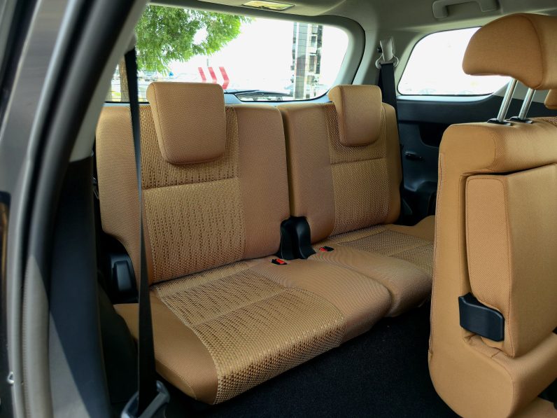 TOYOTA FORTUNER PETROL 2.7 – MANUAL A.C – ALLOY WHEELS – 2025 MODEL – GRAY INSIDE BROWN – YEMEN SPECS