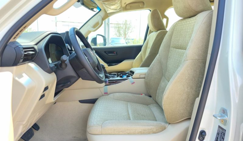 
								TOYOTA LC300 GXR – G – 3.5L – WITHOUT SUNROOF – 18 ALLOY WHEELS – DRIVER POWER SEAT – 2025 MODEL – WHITE INSIDE BEIGE – OMANI full									