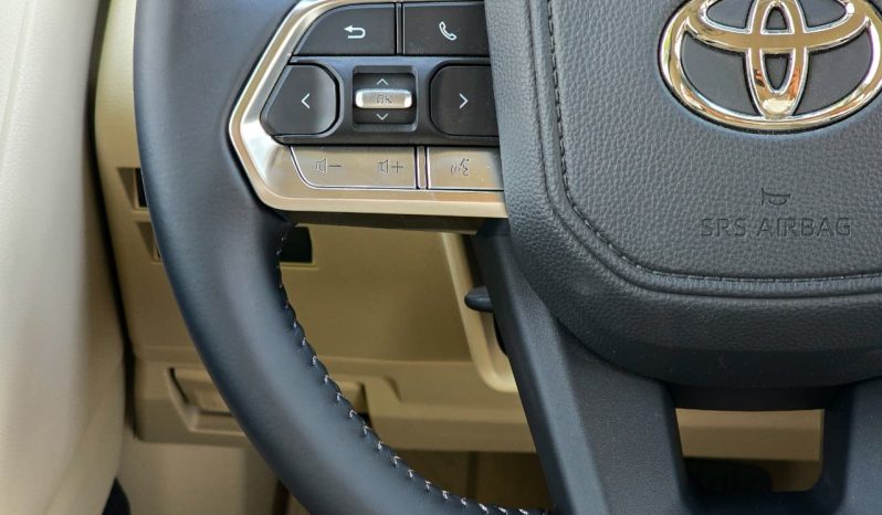 
								TOYOTA LC300 GXR – G – 3.5L – WITHOUT SUNROOF – 18 ALLOY WHEELS – DRIVER POWER SEAT – 2025 MODEL – BLACK INSIDE BEIGE – OMANI full									