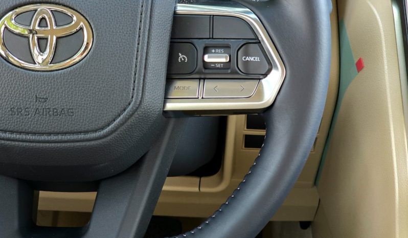 
								TOYOTA LC300 GXR – G – 3.5L – WITHOUT SUNROOF – 18 ALLOY WHEELS – DRIVER POWER SEAT – 2025 MODEL – BLACK INSIDE BEIGE – OMANI full									