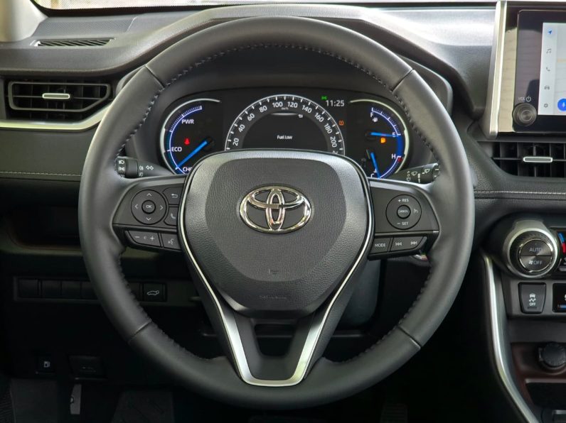 TOYOTA RAV4 2.5 HEV – LIMITED OPTION – WITHOUT RADAR – 2025 MODEL – WHITE INSIDE BLACK – YEMEN SPECS