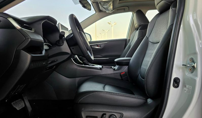 
								TOYOTA RAV4 2.5 HEV – LIMITED OPTION – WITHOUT RADAR – 2025 MODEL – WHITE INSIDE BLACK – YEMEN SPECS full									