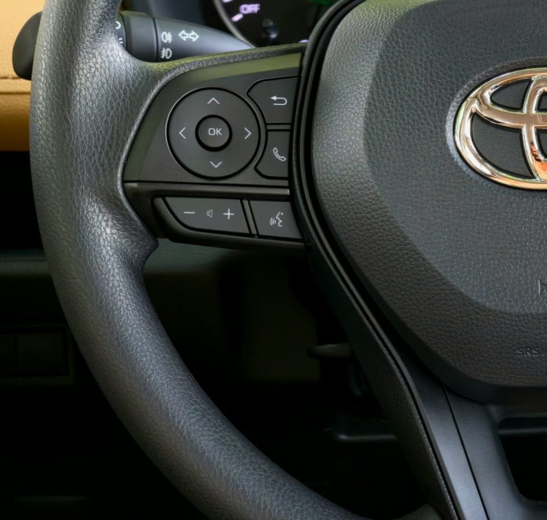 TOYOTA RAV4 2.5 HYBRID – XLE – G – MID OPTIONS – 2025 MODEL – BLACK INSIDE BEIGE – GCC SPECS