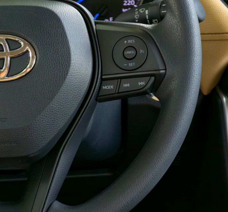 TOYOTA RAV4 2.5 HYBRID – XLE – G – MID OPTIONS – 2025 MODEL – BLACK INSIDE BEIGE – GCC SPECS