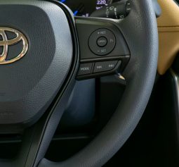 
										TOYOTA RAV4 2.5 HYBRID – XLE – G – MID OPTIONS – 2025 MODEL – WHITE INSIDE BEIGE – GCC SPECS full									