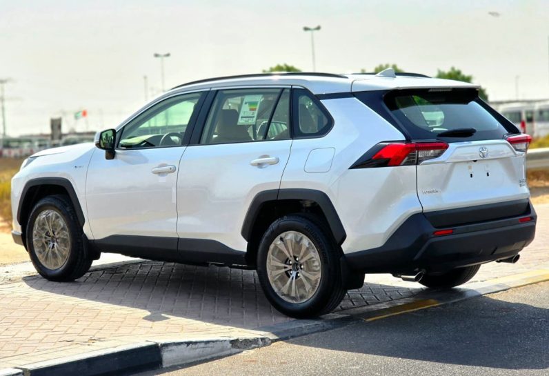 TOYOTA RAV4 2.5 HYBRID – XLE – G – MID OPTIONS – 2025 MODEL – WHITE INSIDE BEIGE – GCC SPECS
