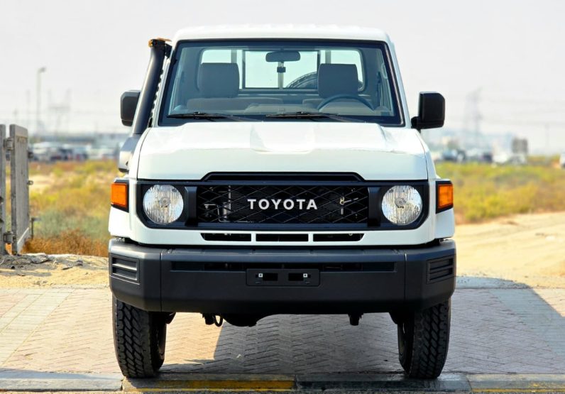 _TOYOTA LC79 SINGLE CABIN DIESEL 2.8 MT – STD – E – MODEL 2025 – WHITE INSIDE BEIGE – GCC SPECS