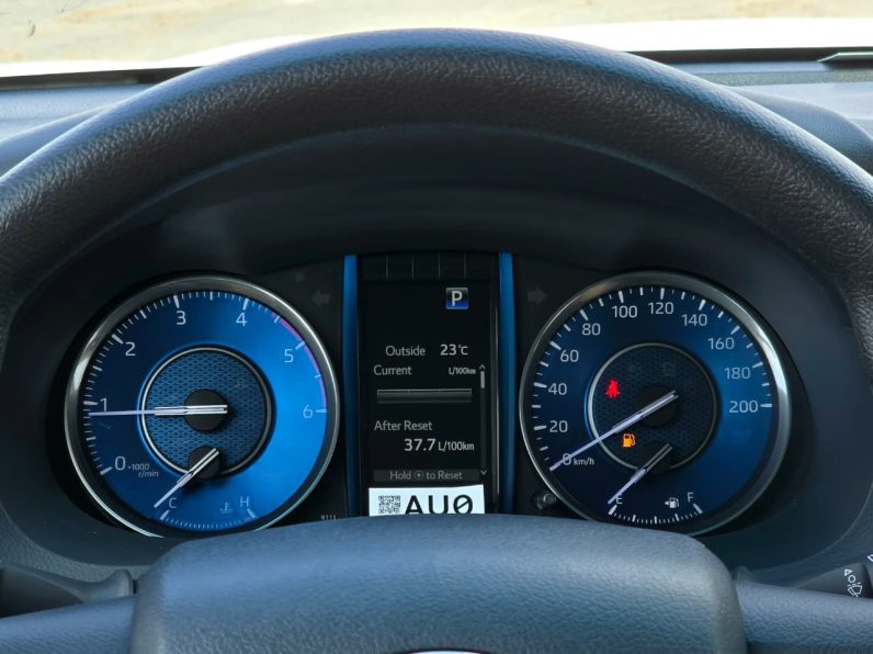 TOYOTA FORTUNER 2.4 DIESEL – STANDARD OPTIONS – 2025 MODEL – WHITE INSIDE BROWN – GCC SPECS