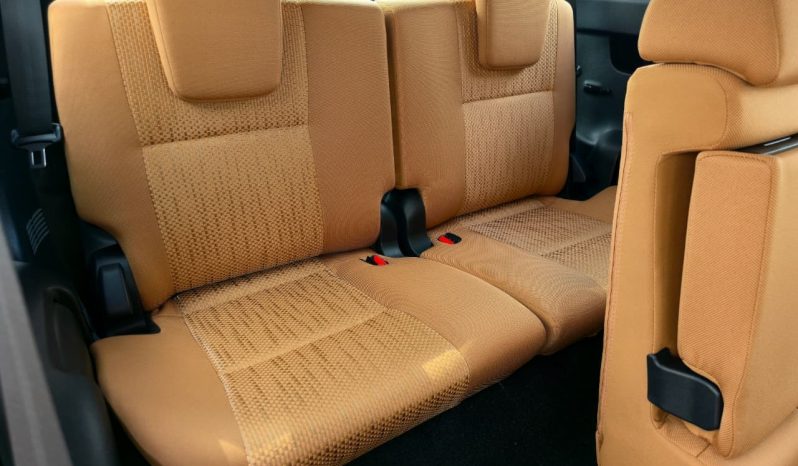 
								TOYOTA FORTUNER 2.4 DIESEL – STANDARD OPTIONS – 2025 MODEL – WHITE INSIDE BROWN – GCC SPECS full									