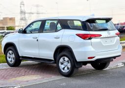 
										TOYOTA FORTUNER 2.4 DIESEL – STANDARD OPTIONS – 2025 MODEL – WHITE INSIDE BROWN – GCC SPECS full									