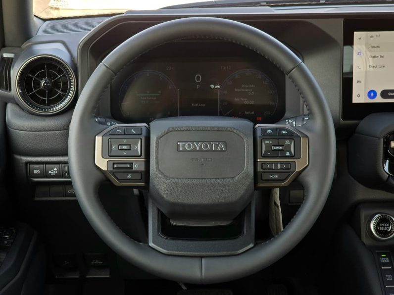 TOYOTA PRADO 2.4T PETROL – ADVENTURE HIGH PACKAGE – MEMORY SEATS – RADAR – HUD – 2025 MODEL – BLUE INSIDE BROWN