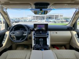 
										TOYOTA LC300 4.0L PETROL – GXR MID – SUNROOF – 18” A/W – 2025 MODEL – WHITE INSIDE BEIGE full									